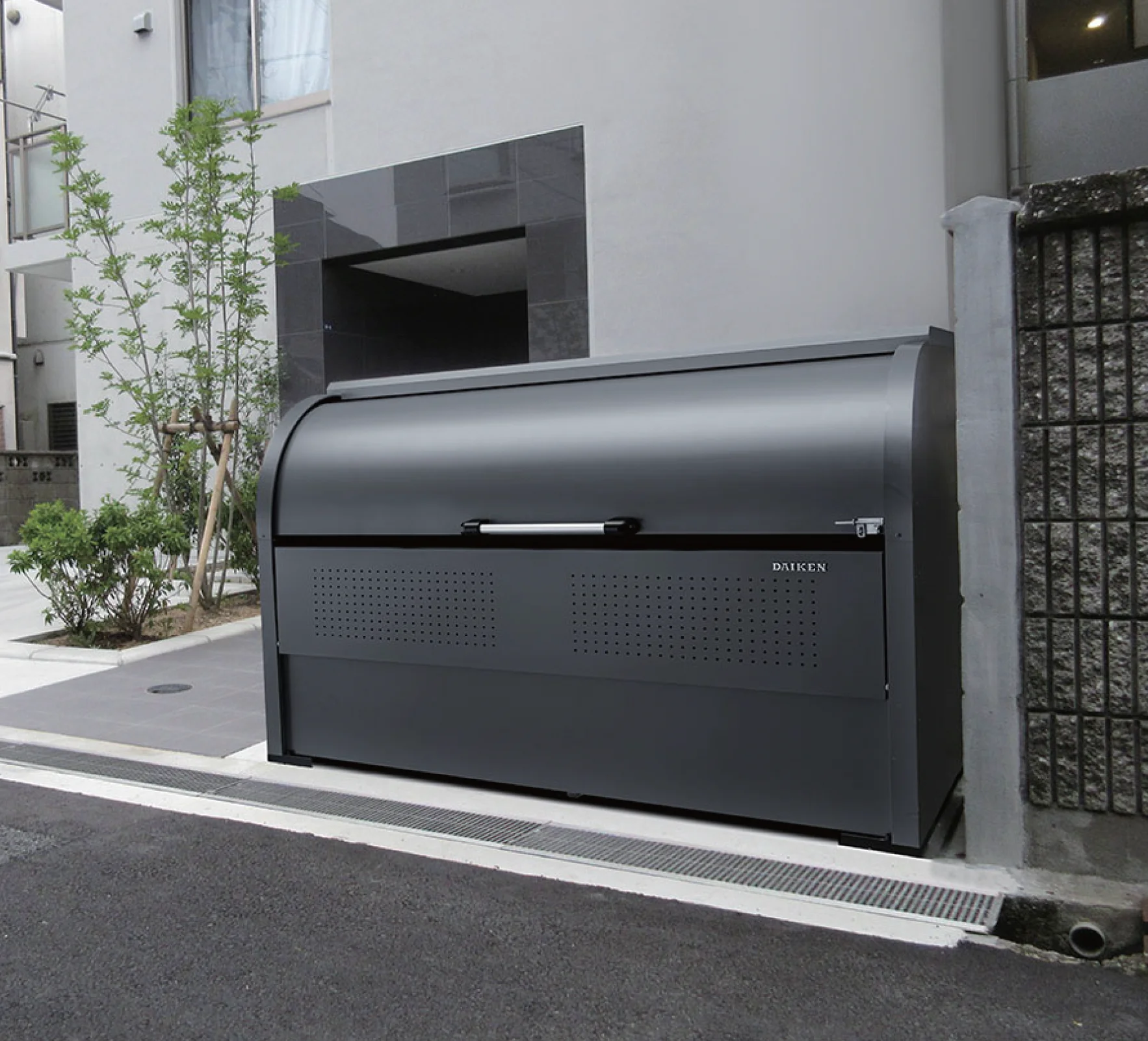 Bullsの「スチール製ゴミ収集庫 クリーンストッカー」