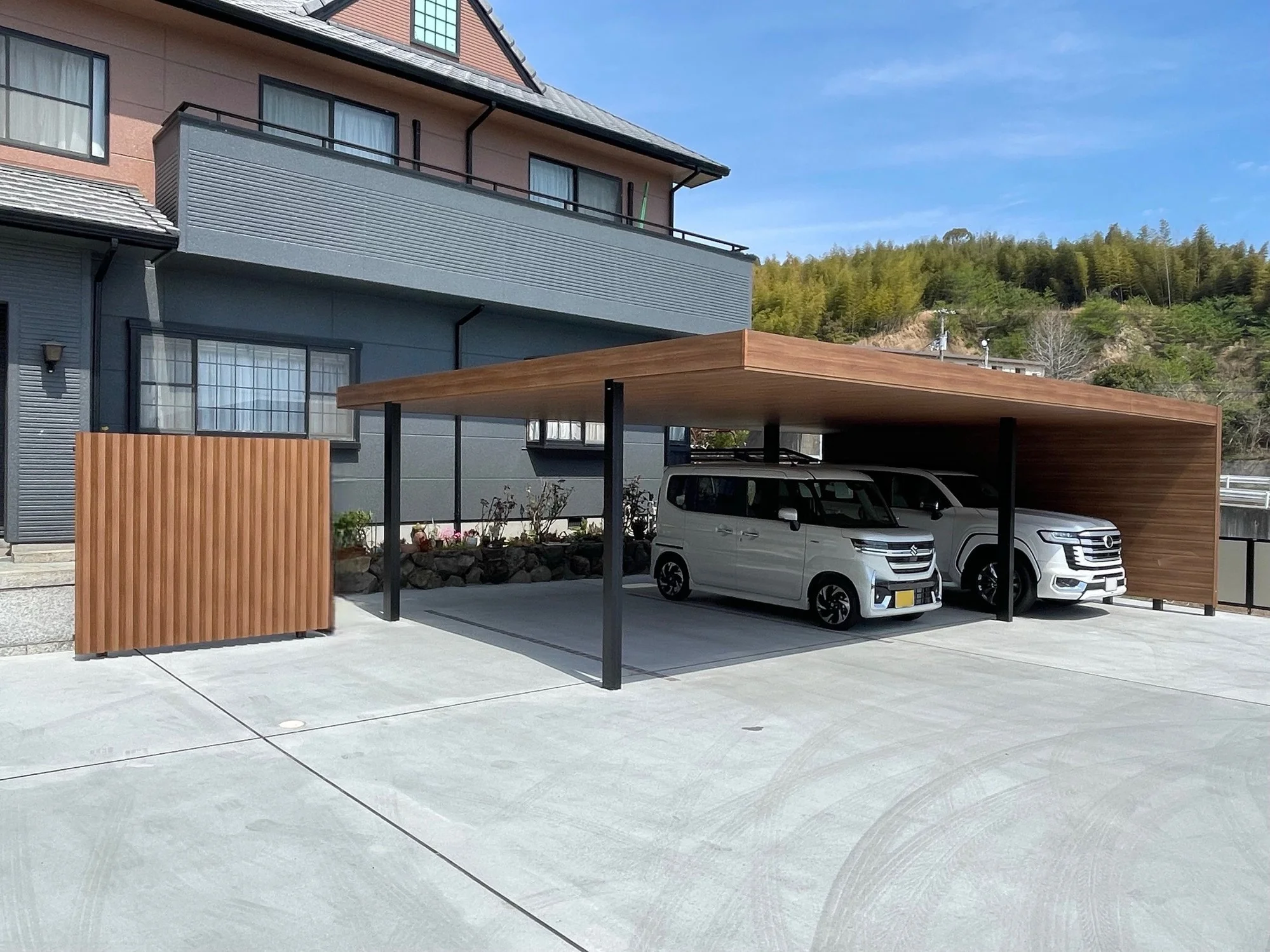 三協アルミの車庫まわりの施工例