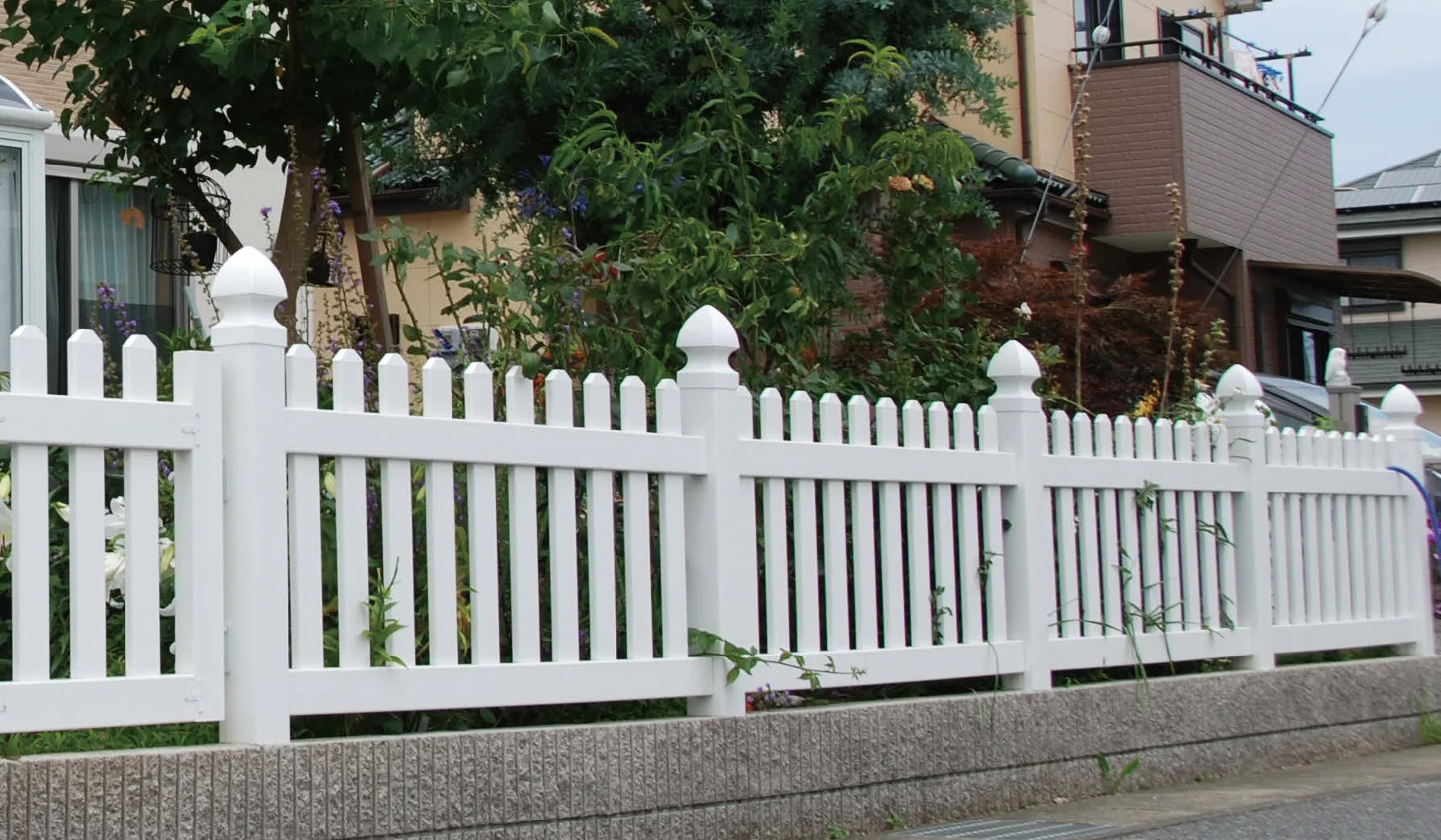 EXDECOの「ブランシュフェンス ツーライン Blanche Fence」