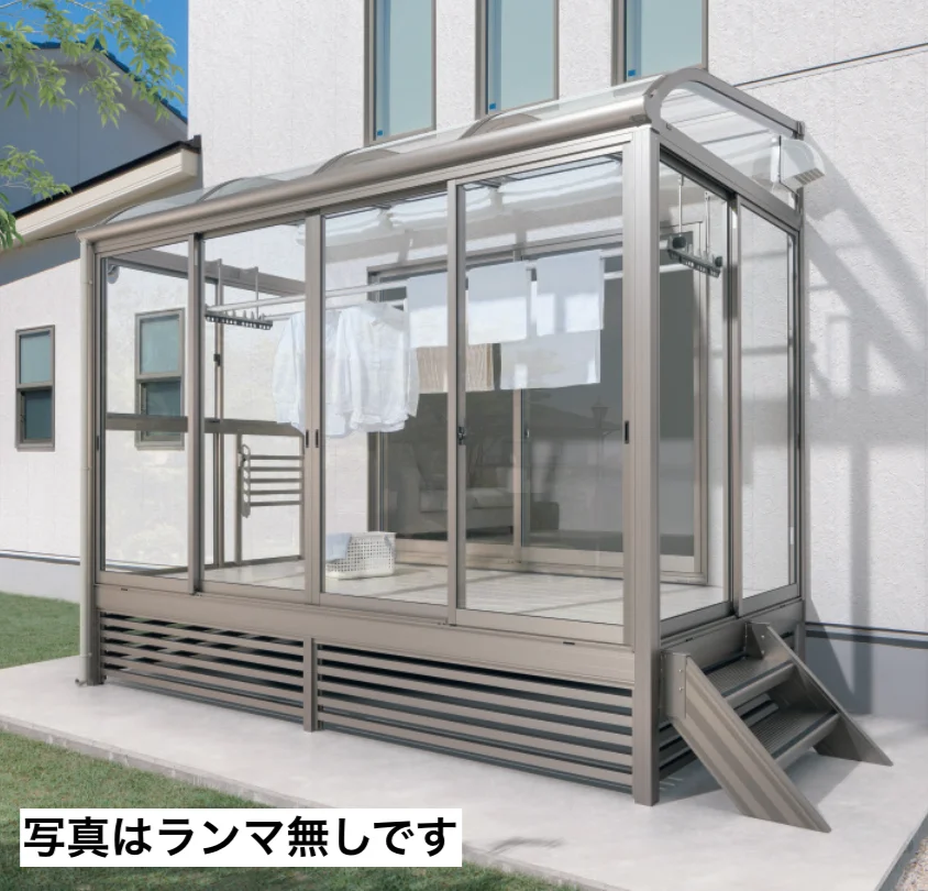 三協アルミの「晴れもようwith特注品(床仕様／ランマ付き H22サイズ) 【2022年版】」