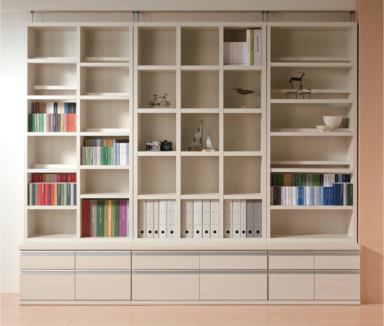 Bullsの「COMIC SHELF」