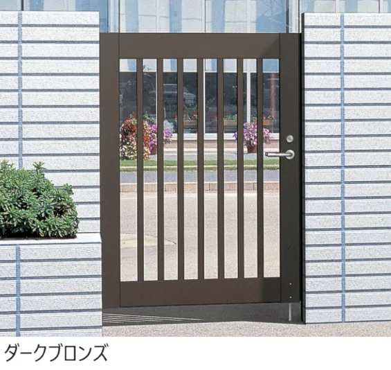 三協アルミの「ライディートN用袖門扉 笠木タイプ」