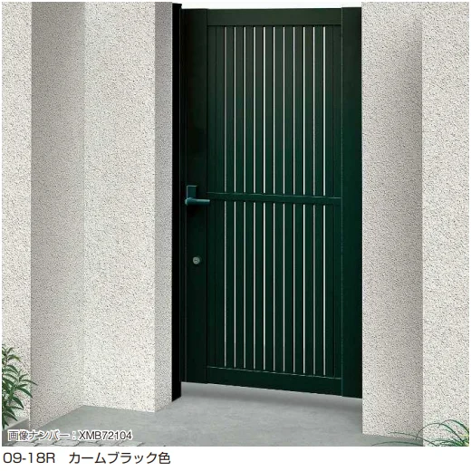 YKK APの「〔通用口用共用門扉〕シンプレオ 門扉4型【2023年版】」