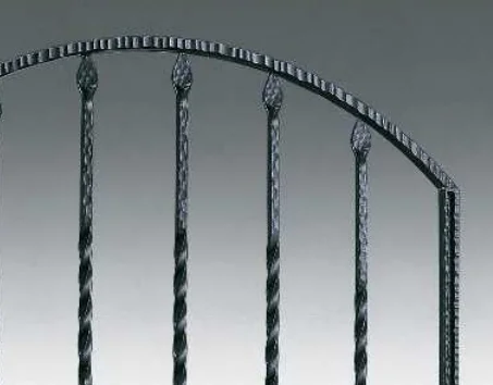YKK APの「トラディシオン 門扉5型 【2022年版】」のサブ画像2