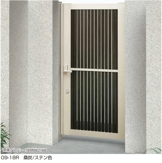 YKK APの「〔通用口用共用門扉〕ルシアス 門扉S03型【2024年版】」