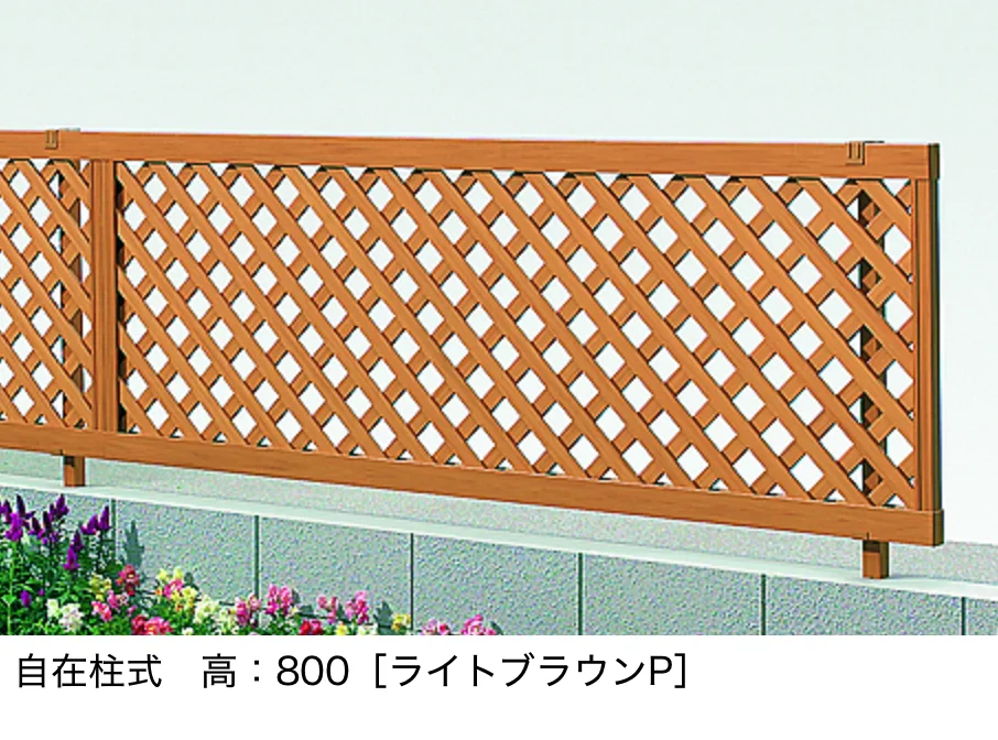 LIXILの「木樹脂フェンスJシリーズ［自在柱式］J5型 [密ラチス]【2024年版】」のサブ画像1