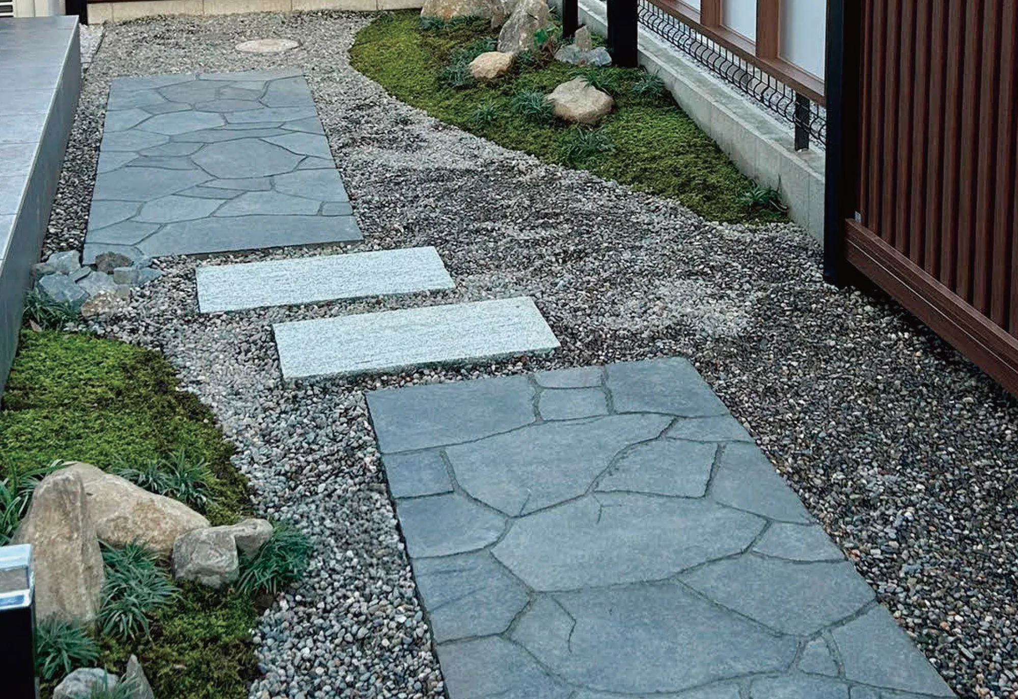 EXDECOの「ケバンストーン 乱形 Ke Bang Stone」