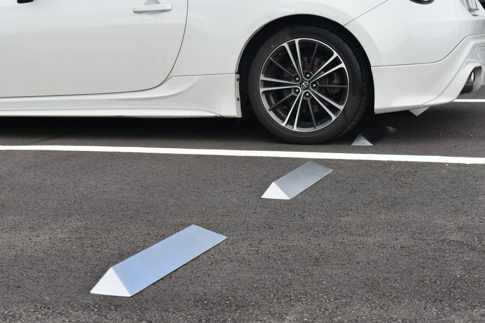カツデンの「Sankaku Low」のサブ画像3